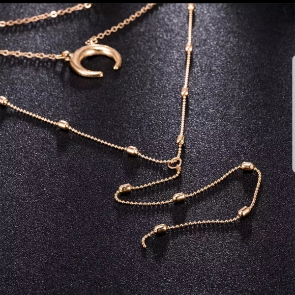 *Naomi* Layered Chain Necklace - Picture 5 of 7